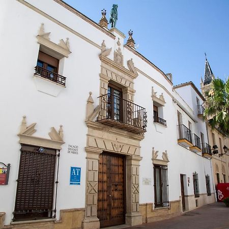 Palacio Sirvente Mieres - Parking Gratuito Andújar Esterno foto