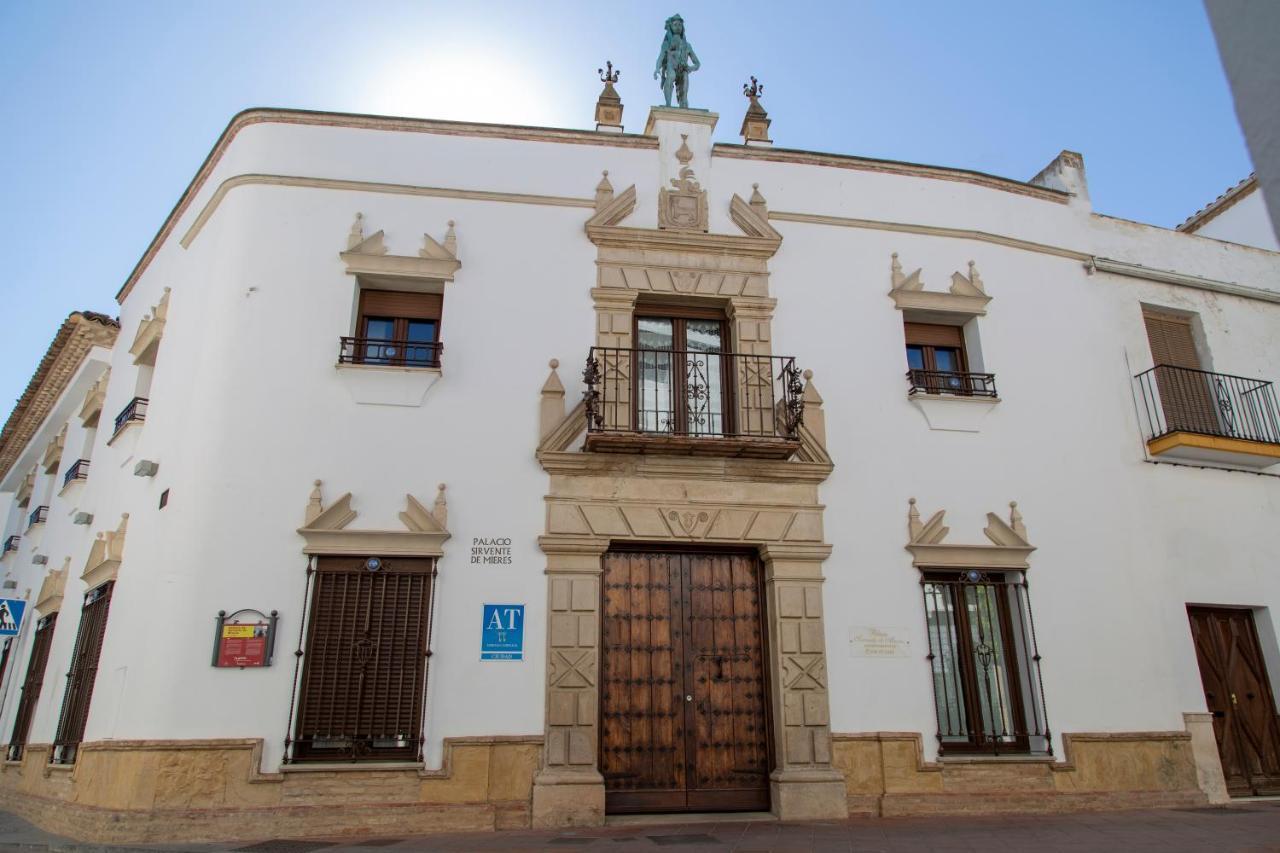 Palacio Sirvente Mieres - Parking Gratuito Andújar Esterno foto